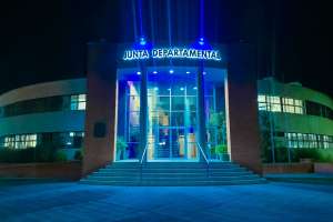 Junta de Maldonado se ilumina de azul para prevenir y concientizar sobre la salud masculina