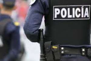 Trasladó a una mujer en su moto y lo terminó amenazando y rapiñando 