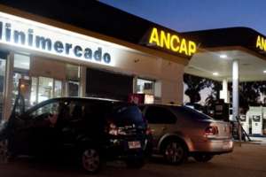 Minimercados de estaciones de servicio y 24 horas preocupados por limitaciones