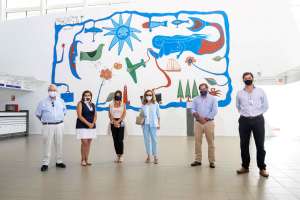 Antiguo mural de Carlos Páez Vilaró fue replicado por su hija en el Aeropuerto Laguna del Sauce