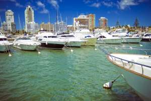 Funcionarios de Prefectura no cobran 222 desde mayo