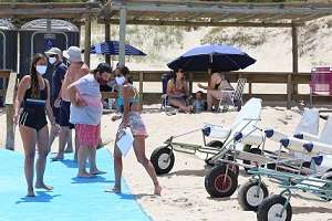 Playa Accesible: espacio de inclusión que funciona todos los días en Punta del Este y Piriápolis