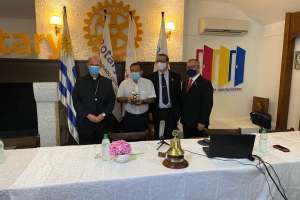 Rotary entregó premio a párroco de Maldonado Nuevo