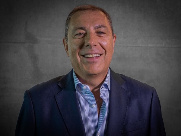 Alertan por estafa digital con imagen del ministro Oddone