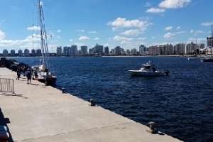 Prefectura asistió a embarcación canadiense cuyo capitán sufrió accidente en alta mar