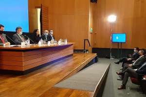 Gobierno destinará 900 millones de dólares al apoyo de sectores más afectados por la pandemia