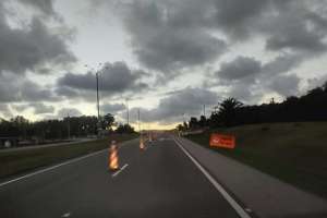 Cruce peligroso: Comenzaron las obras del puente elevado y habrá desvíos en el tránsito por tiempo indefinido