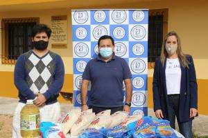 IDM y el Tour de Profesionales del Golf de Uruguay entregaron 120 kilos de alimentos a comedor de Maldonado Nuevo