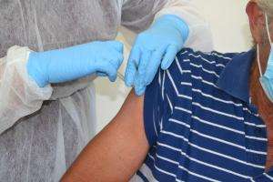 San Carlos: más de 400 traslados a vacunatorios de adultos mayores y se amplía la franja