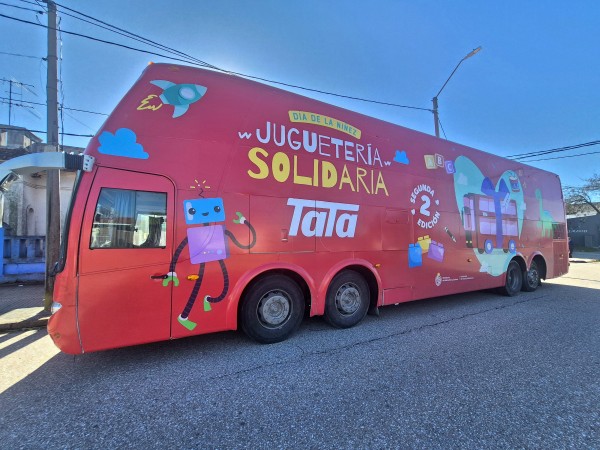 TaTa impulsa jornadas de donación de juguetes en centros infantiles de todo el país