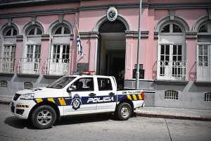 Advierten sobre maniobra fraudulenta en la que se hacen pasar por políticos o jerarcas