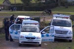 Tiroteo y persecución en Cerro Pelado culmina con tres detenidos; los delincuentes embistieron a una policía