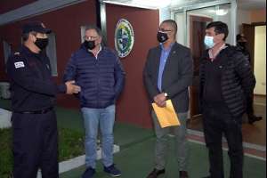 Junta donó mobiliario en desuso al destacamento de bomberos de Pan de Azúcar