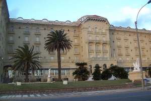 Cuestionaron manejo del Estado de edificios emblemáticos patrimonio de Piriápolis