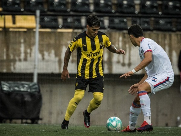 Con alineaciones confirmadas se juega la final del Torneo Intermedio entre Nacional y Peñarol