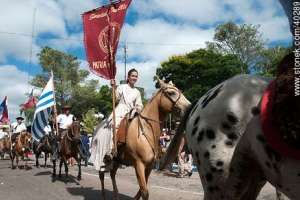 Proponen habilitar desfile criollo por el 18 de julio
