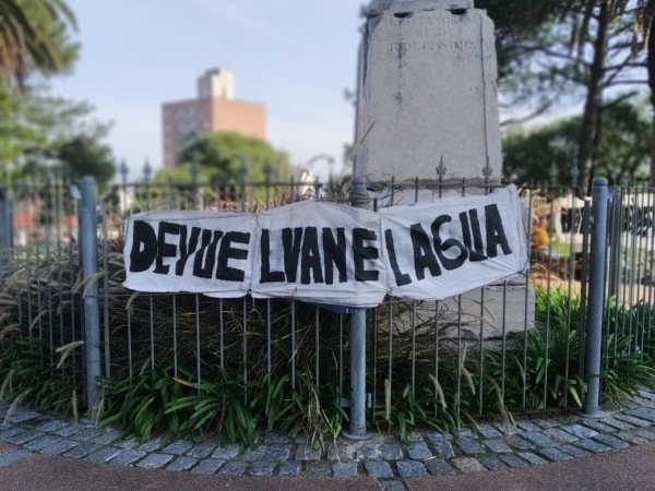 Movimiento Uruguay Soberano se moviliza “contra los contratos secretos”