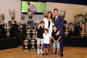 Messi se despidió del Barcelona; mensaje de Antonela Roccuzzo: "Vamos juntos hacia donde sea"