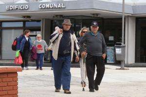 Jubilados pueden acceder a descuentos en el transporte