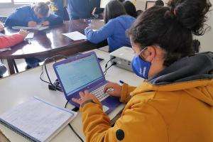 Programa “Sembrando Puentes 2021” capacitará a jóvenes de contexto crítico