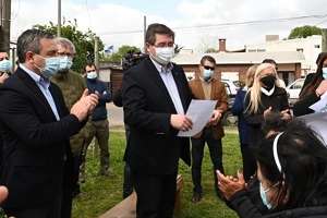 ASSE descartó cierre de policlínica de Maldonado Nuevo y sus autoridades se reunieron con vecinos