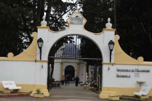 Piden postergar construcción de nichos en cementerio de Maldonado e impulsan creación de horno crematorio
