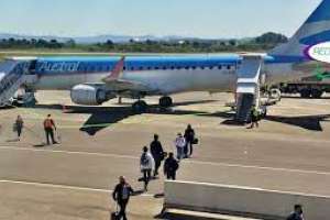 Gobierno definió ofrecer vacunas contra el COVID-19 a turistas