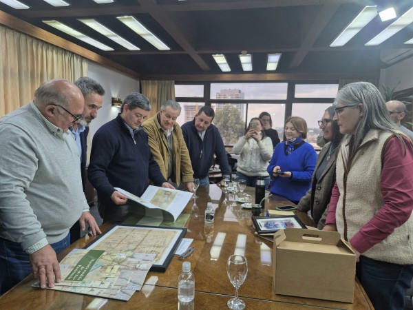 Intendente Abella celebró instancia de encuentro con la ministra de Transporte: “Su visita nos cae muy bien”