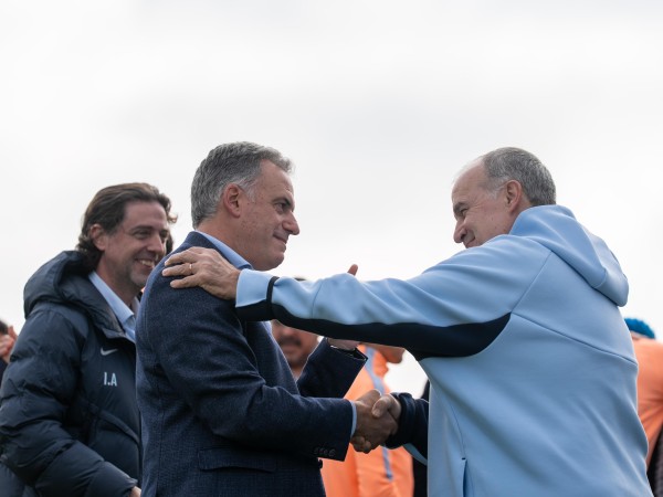 Orsi canceló su viaj...