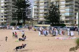 La intendencia revisará este lunes permisos de vendedores ambulantes de playa pero se adelantó que están vencidos
