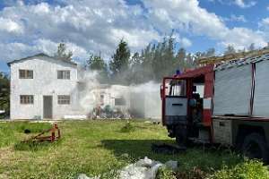 Bomberos San Carlos combatió incendio en vivero