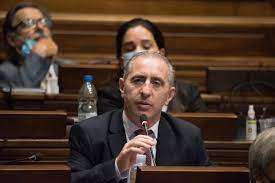 Elinger presentó proyecto para evitar multa por no votar en elecciones del BPS