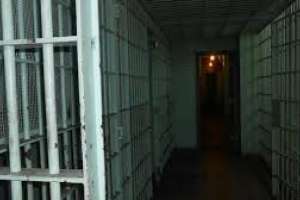 Se creyeron impunes disparando sus armas al aire en el barrio hasta que la policía los detuvo y marcharon a la cárcel por drogas