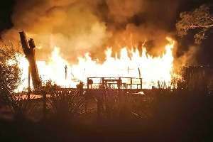 Malvivientes roban y prenden fuego fincas en la zona de José Ignacio
