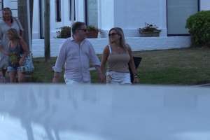 La felicidad completa para Fabián Doman que vuelve a Canal13 y se lo ve muy enamorado en Punta del Este