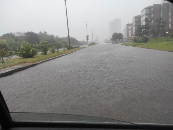 Sin evacuados, desagote de vías de tránsito fue tan rápido como su desborde