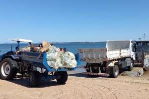 Convenio con la Armada permite ampliar operativo de limpieza en la Isla Gorriti