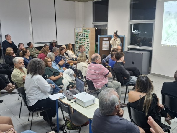 Presentaron a vecino...