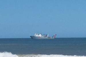 Buque inspecciona costa frente a la Brava para colocación de cable de Google