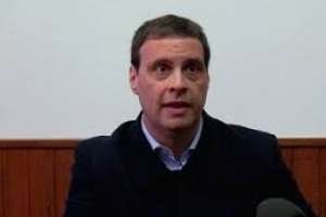 Mirada preocupante desde la Argentina sobre cambios a la seguridad jurídica en Uruguay si se deroga la LUC