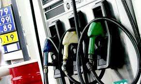 El gobierno resolverá si aumenta o no los combustibles ante el incremento mundial del petróleo