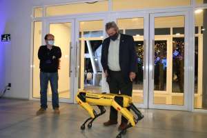 Antía opinó que se debería estudiar el porcentaje que cobran las tarjetas de crédito