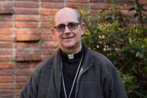 Monseñor Miltón Trocoli hizo un llamado a ser constructores de paz; pide seguir usando el tapaboca y se omite el beso