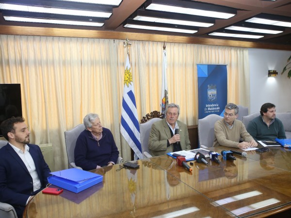 Antía pidió que Adeom conforme listas y se quite la “máscara”