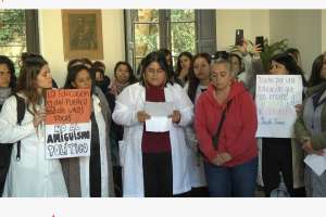Padres de alumna del IFD son denunciados por sindicato por presunta agresión pero ellos lo niegan; hubo movilización de docentes y alumnos