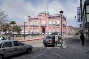 Más de 5.000 vehículos depositados en Las Rosas serán subastados en junio

