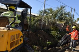 Instalan fibra óptica en La Capuera, Cerro Pelado y Aiguá; Antel anuncia una inversión de U$S 8 millones en Maldonado