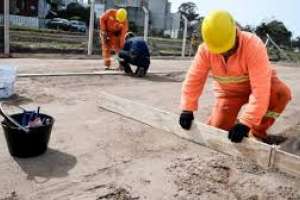 Se registró una baja en el número de trabajadores en el seguro de paro