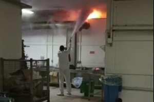 Trabajadores de Punta Shopping tendrán seguro de paro especial, anunció Mieres