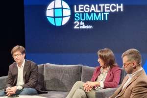 Charla sobre criptomonedas y negocios inmobiliarios en The Grand Hotel